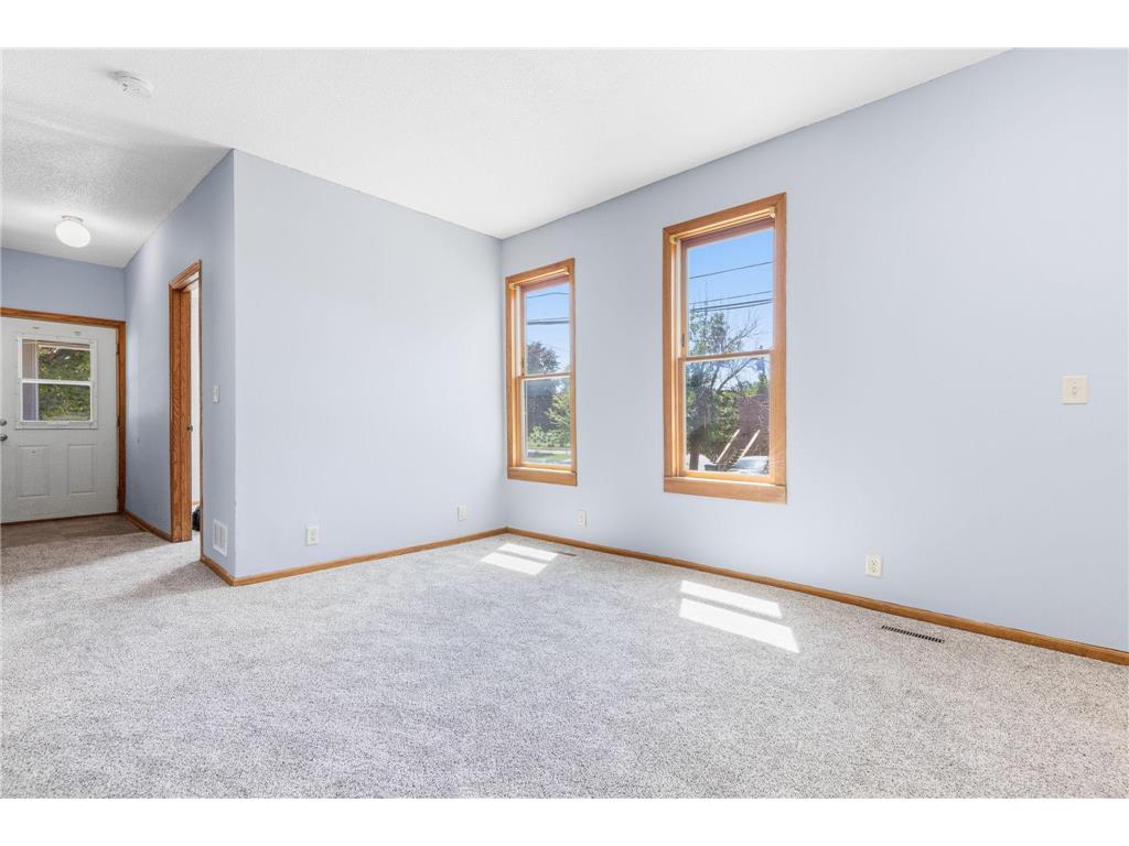 979 Victoria Street N Saint Paul MN 55103 7108127 image5