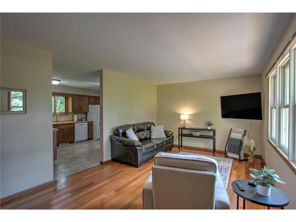 9793 301st Avenue NE North Branch MN 55056 7094025 image8