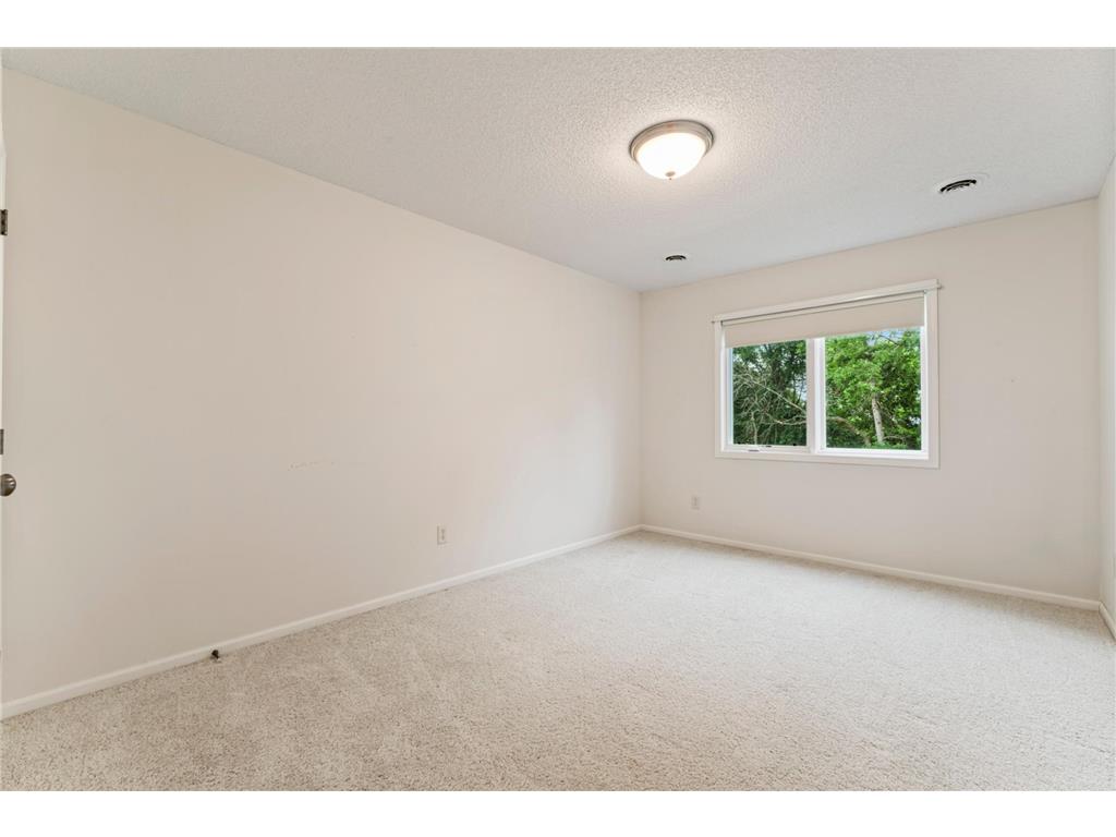 980 Aurora Circle Red Wing MN 55066 6768853 image36