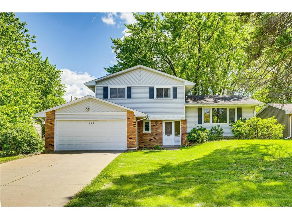 980 Carlton Drive Shoreview MN 55126 6702050 image1