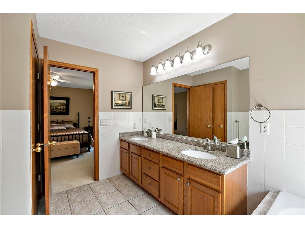 9800 Evergreen Avenue N Brooklyn Park MN 55443 7085313 image25