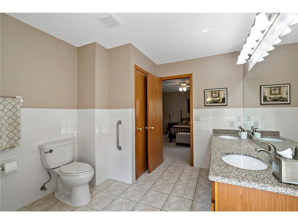 9800 Evergreen Avenue N Brooklyn Park MN 55443 7085313 image26
