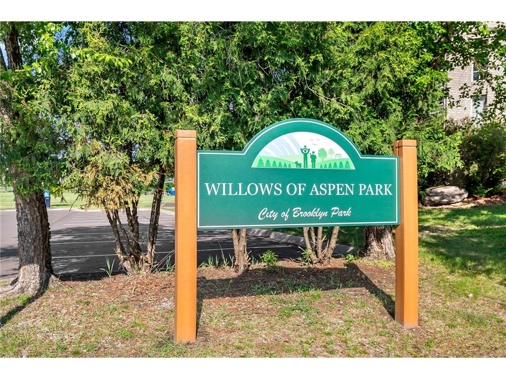9800 Evergreen Avenue N Brooklyn Park MN 55443 7085313 image55