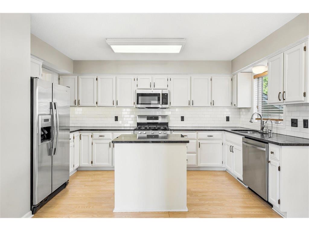 9803 Kirkwood Lane N Maple Grove MN 55369 7073507 image18