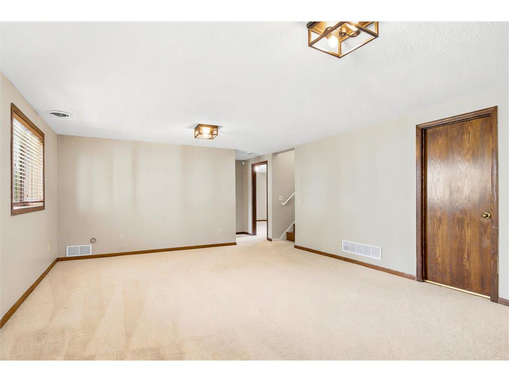 9803 Kirkwood Lane N Maple Grove MN 55369 7073507 image40