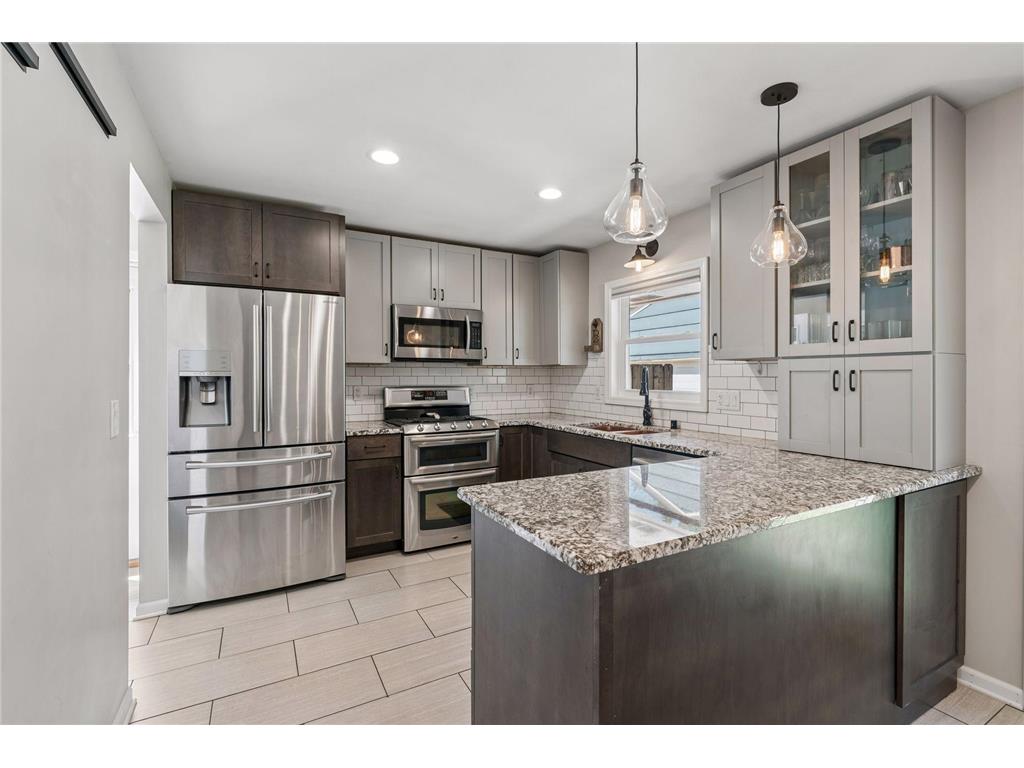 9804 5th Street NE Blaine MN 55434 7104785 image1