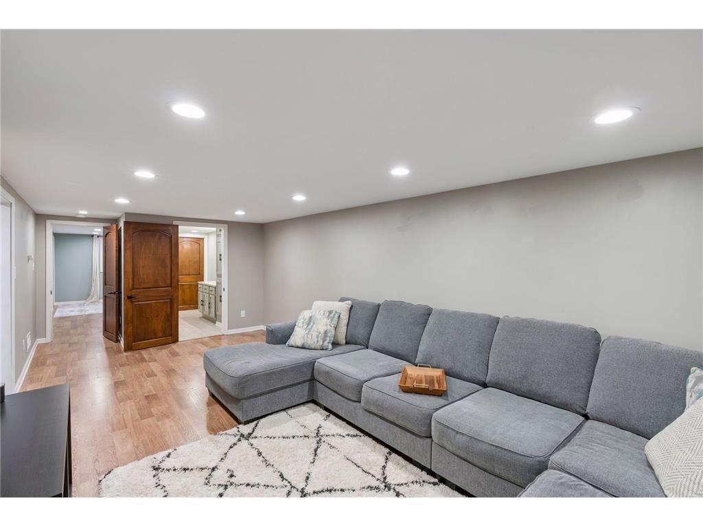 9804 5th Street NE Blaine MN 55434 7104785 image18