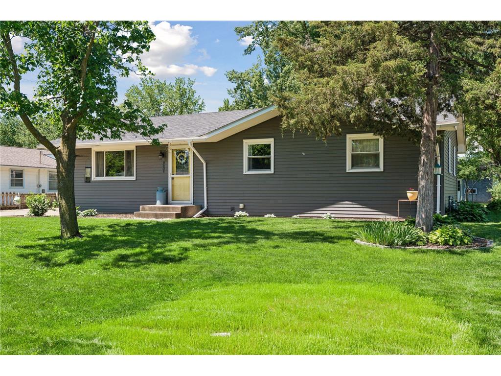 9804 5th Street NE Blaine MN 55434 7104785 image2