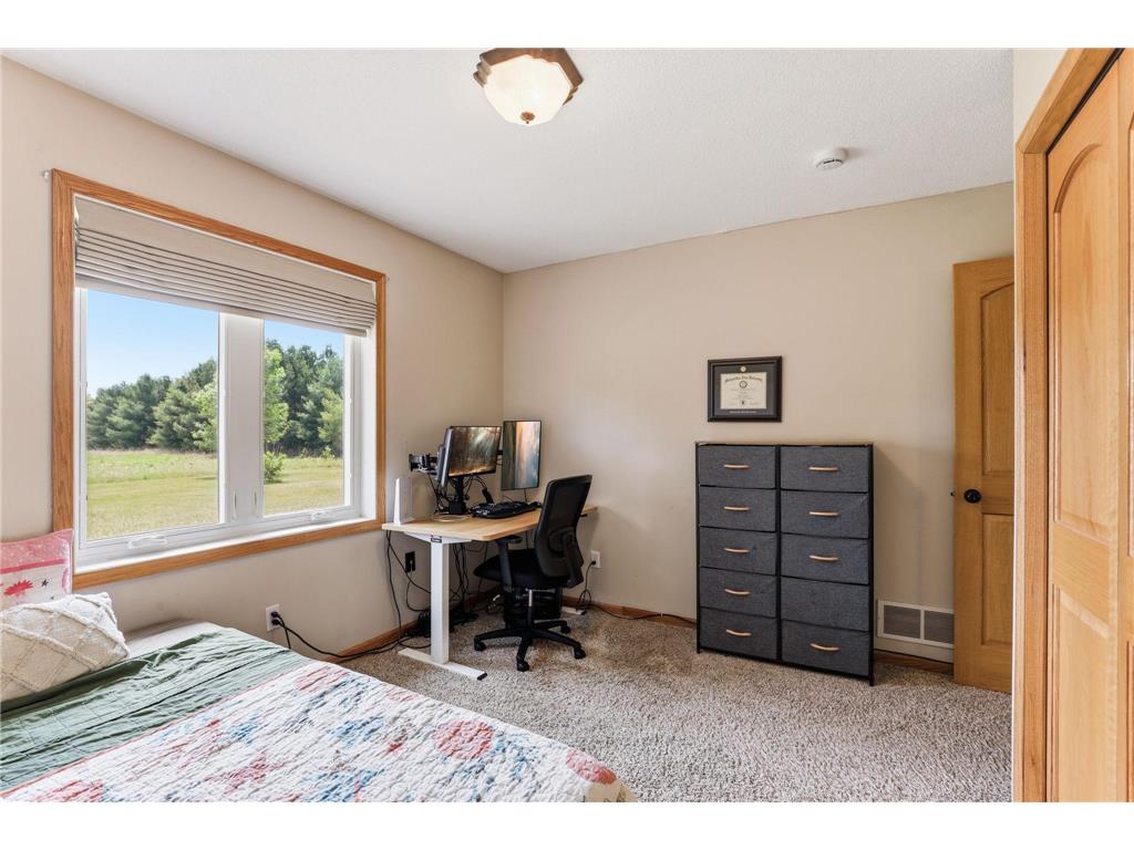 9805 430th Street Sunrise Twp MN 55032 7084642 image18