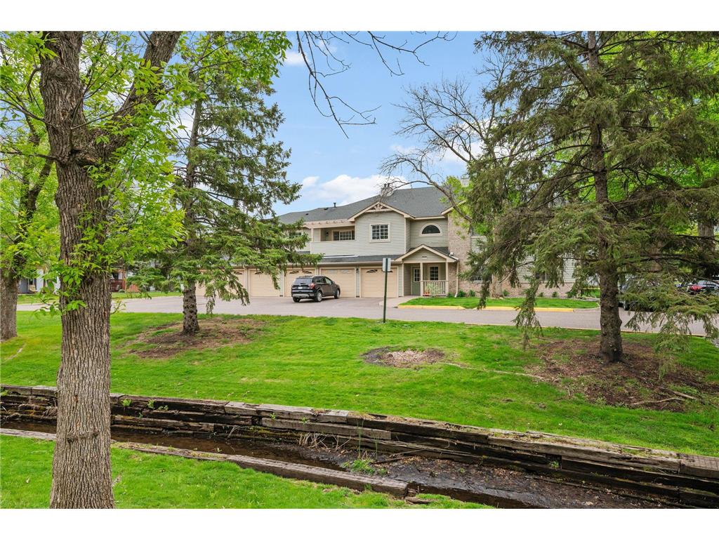 9805 Palm Street NW #201 Coon Rapids MN 55433 7040786 image1