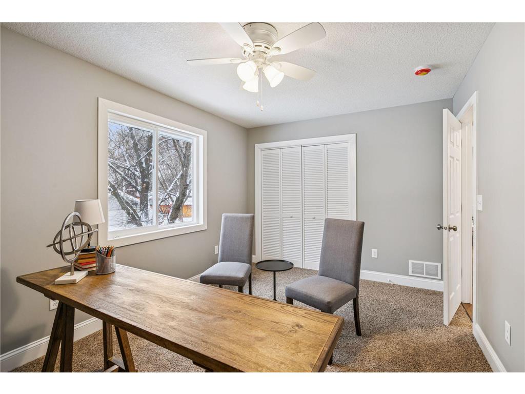 981 104th Avenue NW Coon Rapids MN 55433 7000223 image18