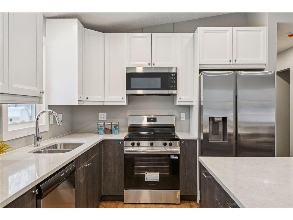 981 104th Avenue NW Coon Rapids MN 55433 7000223 image2