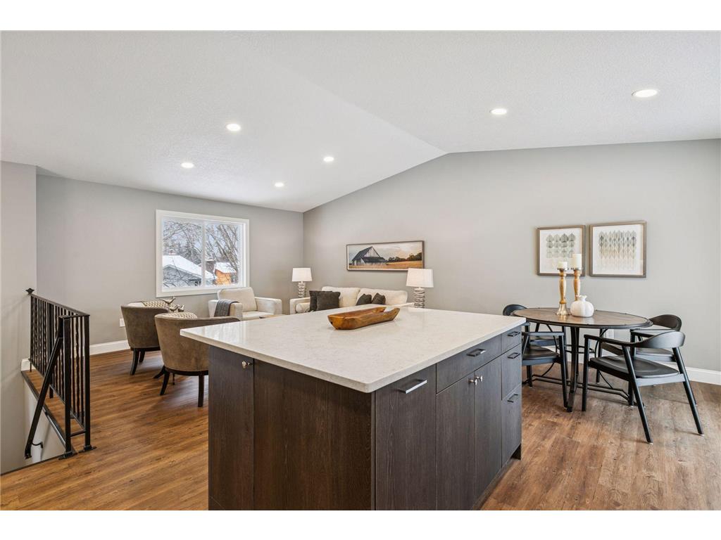 981 104th Avenue NW Coon Rapids MN 55433 7000223 image4