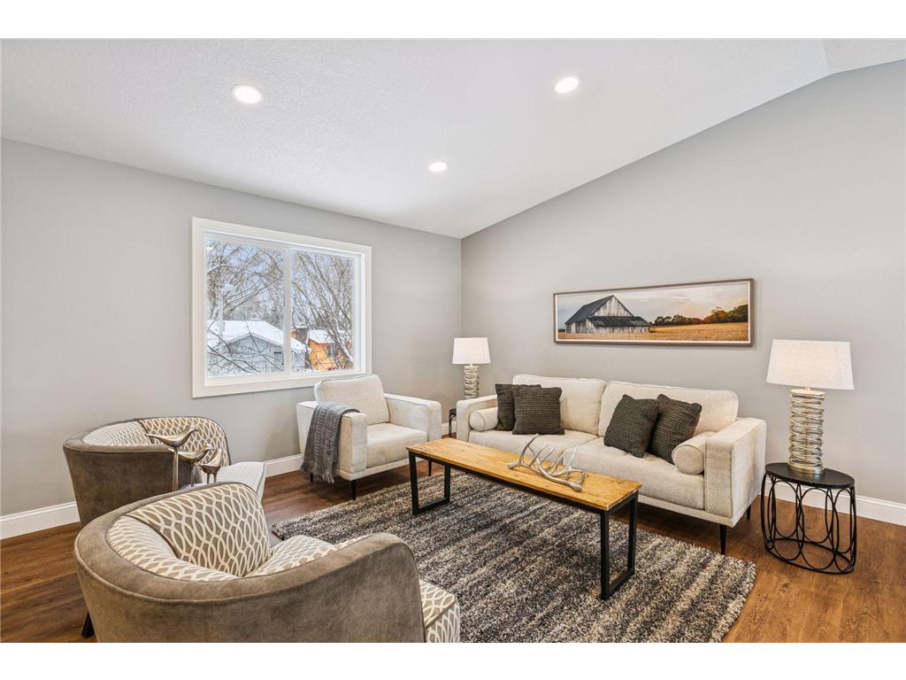 981 104th Avenue NW Coon Rapids MN 55433 7000223 image8