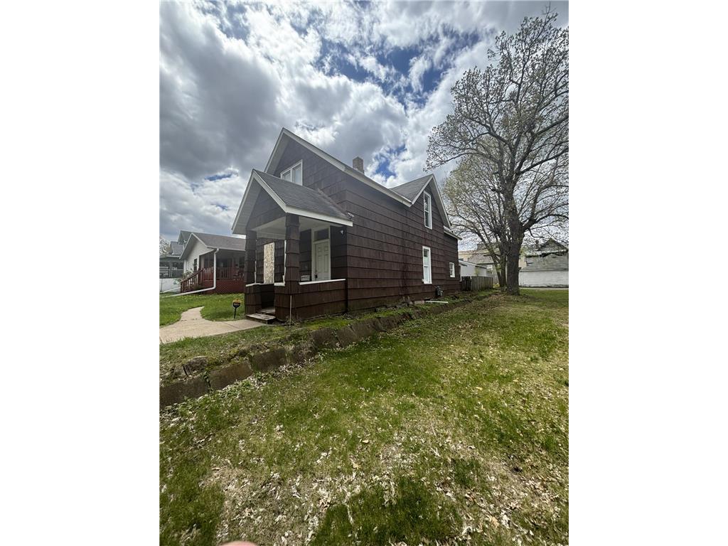 981 Burr Street Saint Paul MN 55130 7090643 image18