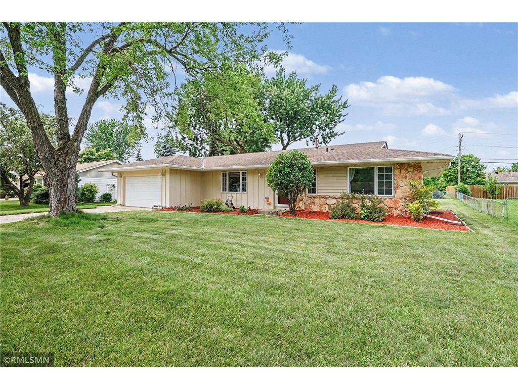981 Oriole Drive Apple Valley MN 55124 7101709 image1