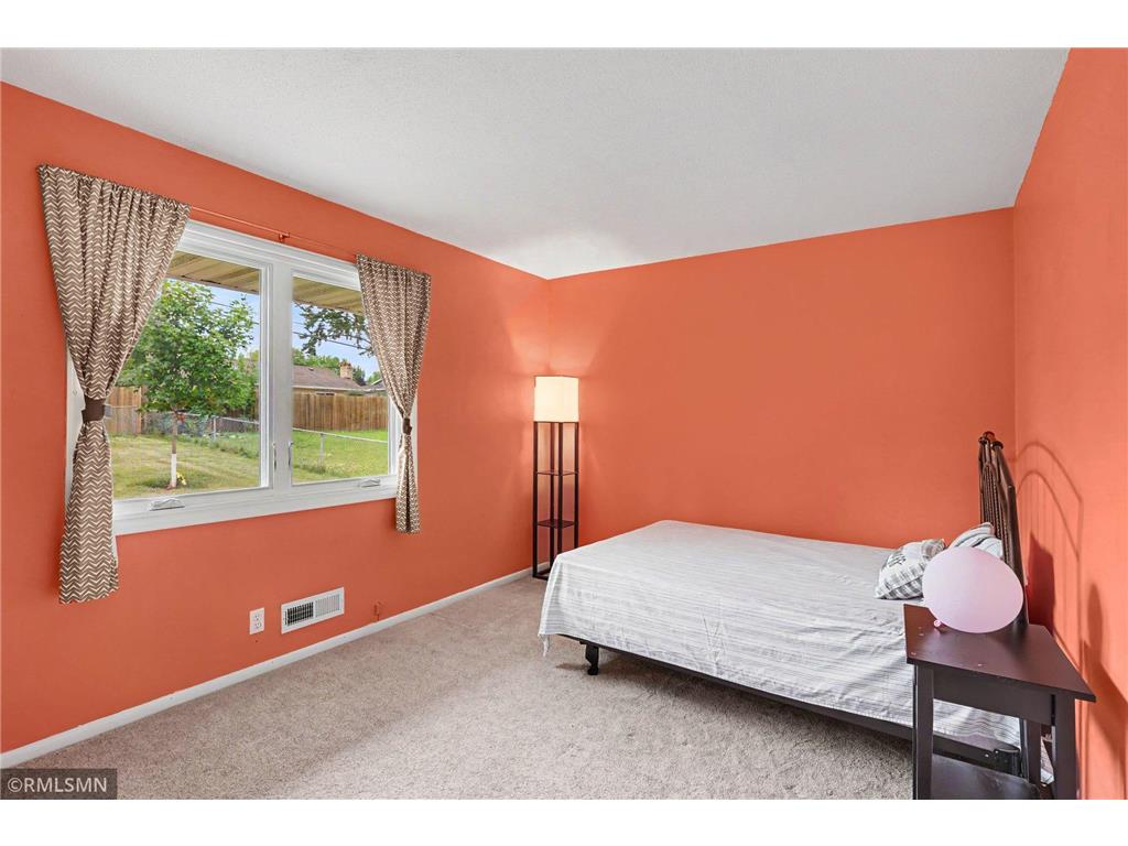 981 Oriole Drive Apple Valley MN 55124 7101709 image9