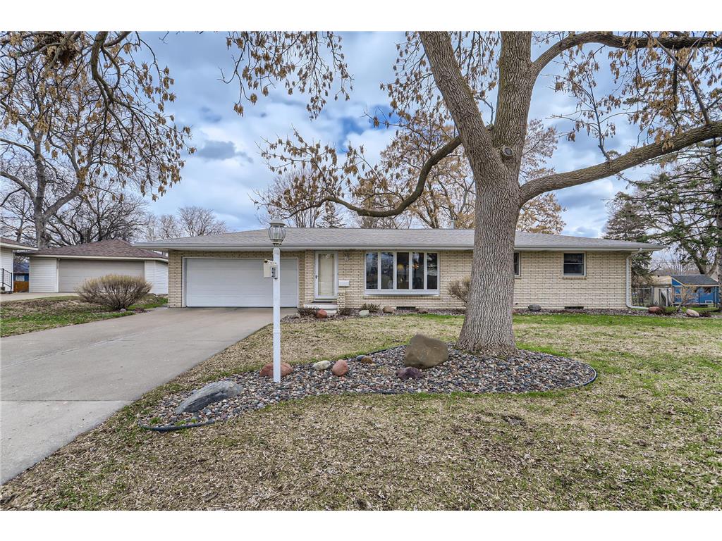 981 Overton Drive NE Fridley MN 55432 6360238 image1