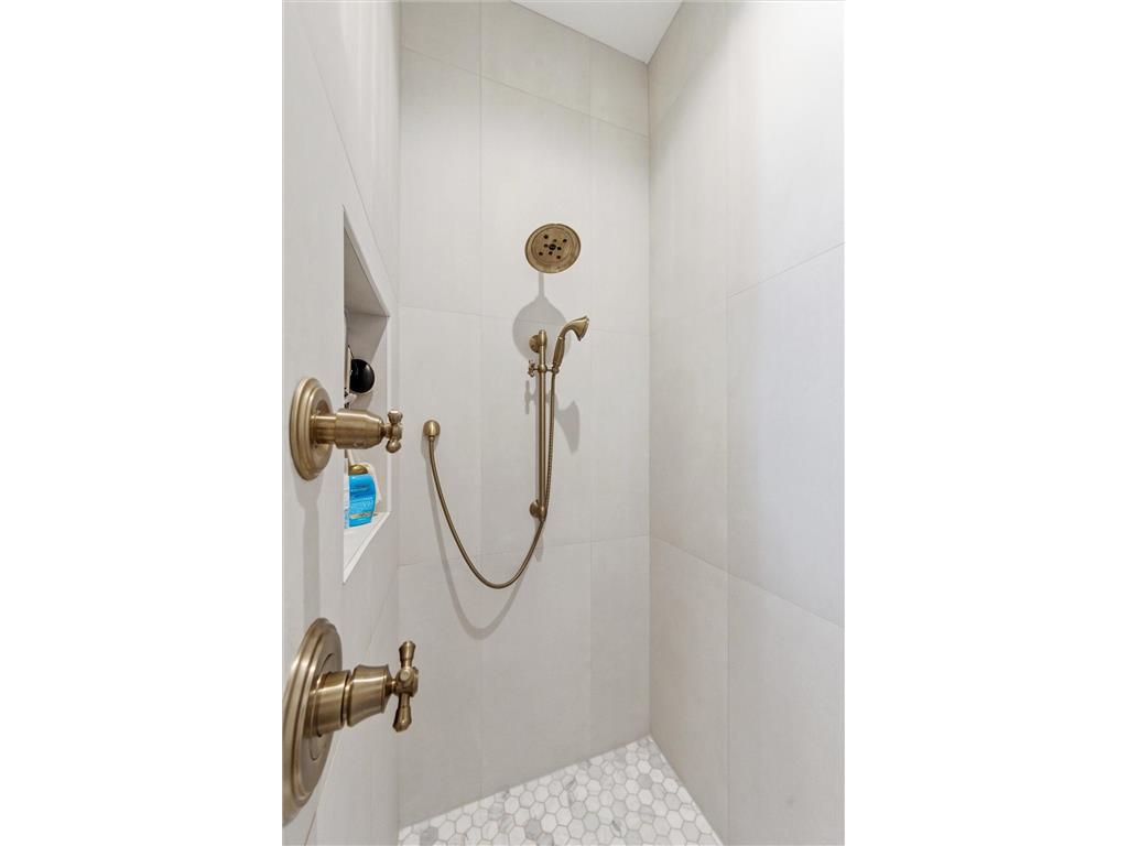 9810 Sky Lane Eden Prairie MN 55347 7094555 image45