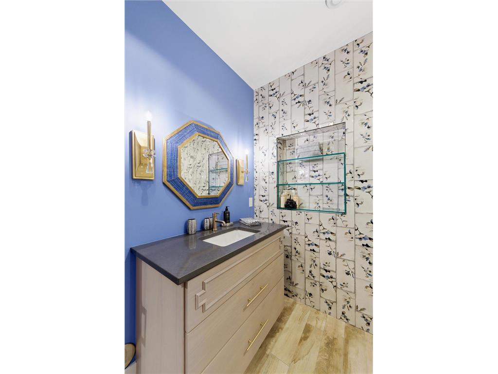 9810 Sky Lane Eden Prairie MN 55347 7094555 image63
