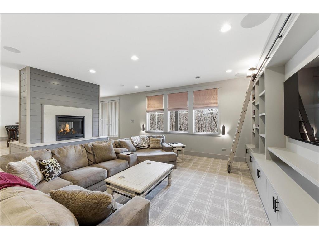 9810 Sky Lane Eden Prairie MN 55347 7094555 image68
