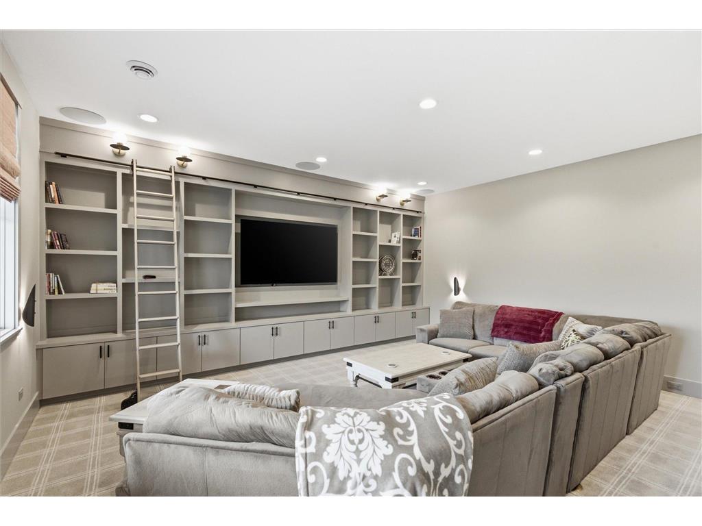 9810 Sky Lane Eden Prairie MN 55347 7094555 image70