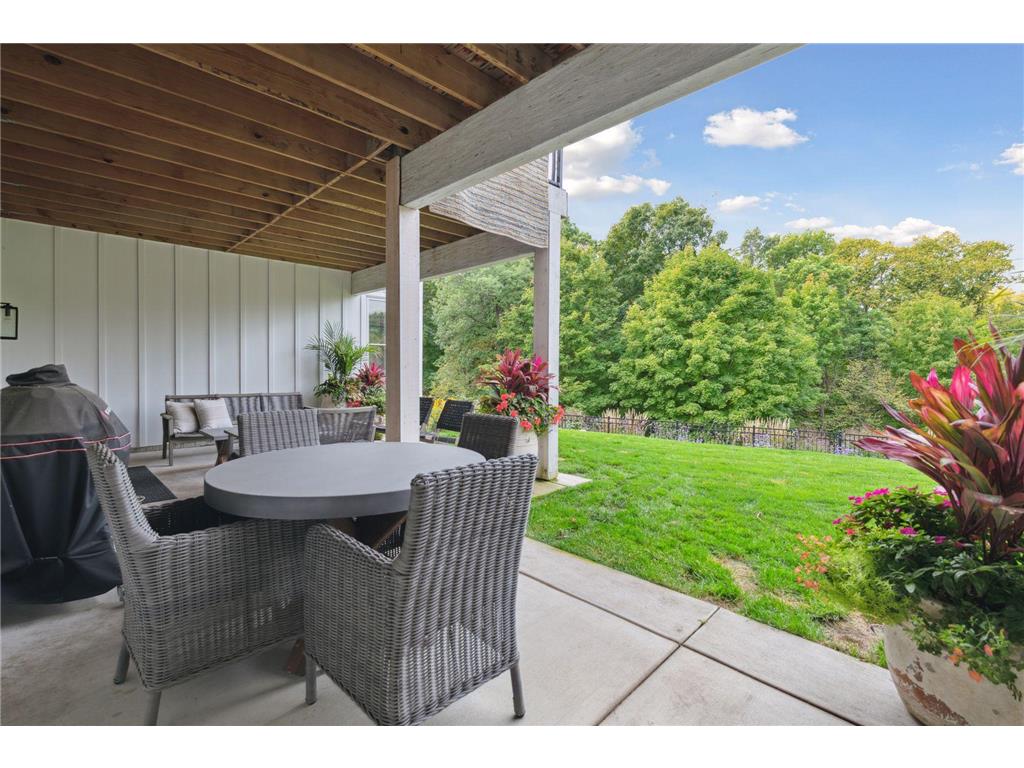 9810 Sky Lane Eden Prairie MN 55347 7094555 image86