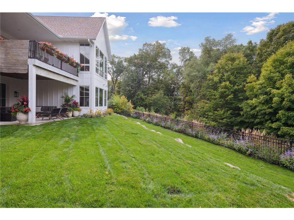 9810 Sky Lane Eden Prairie MN 55347 7094555 image90