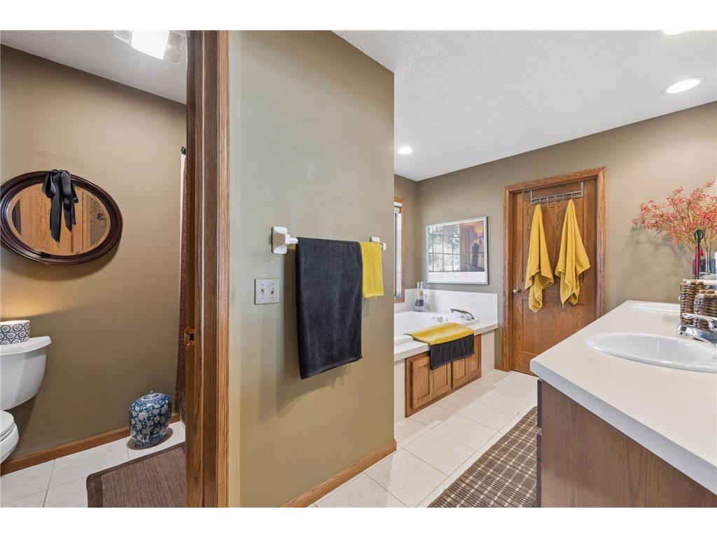 9813 Wedgewood Circle Woodbury MN 55125 7029624 image24