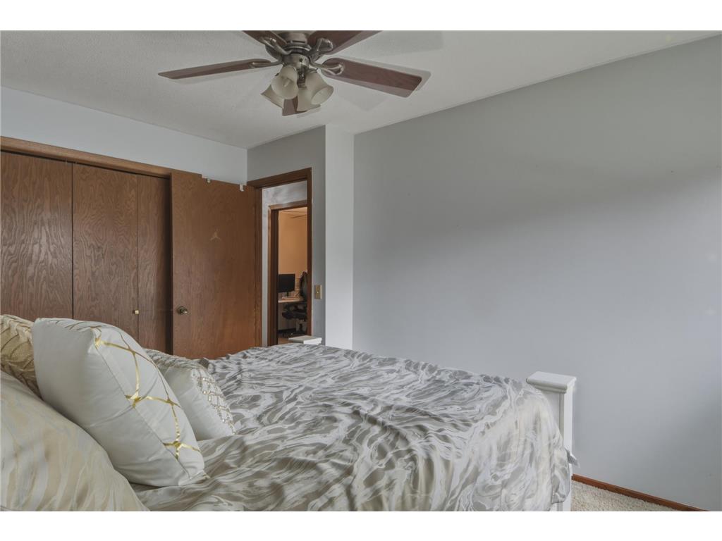 9815 Larch Street NW Coon Rapids MN 55433 7030069 image15