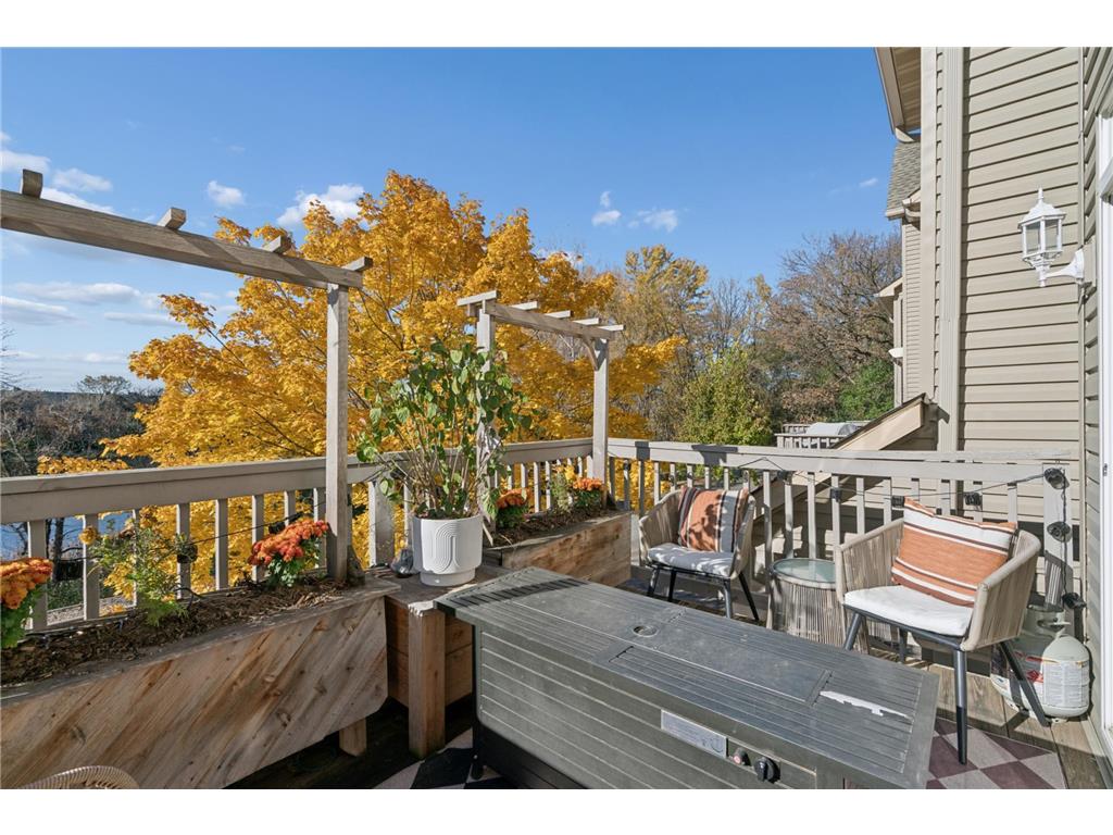 9816 Cove Drive Minnetonka MN 55305 - Minnehaha Marsh 6814528 image34