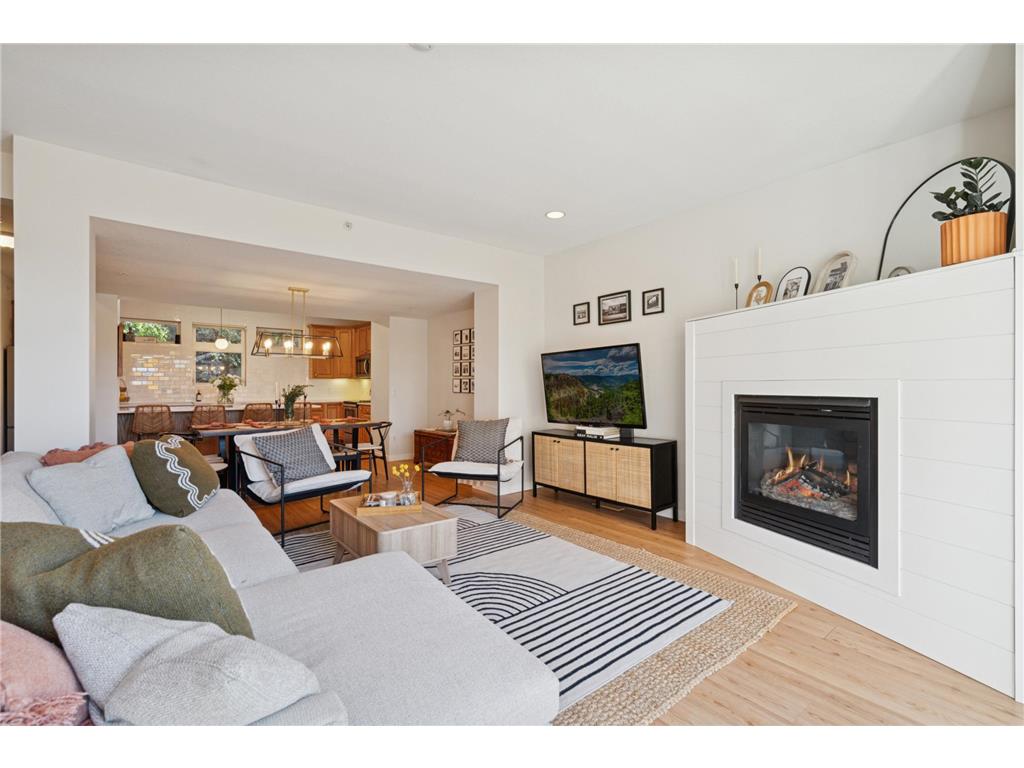 9816 Cove Drive Minnetonka MN 55305 - Minnehaha Marsh 6814528 image9