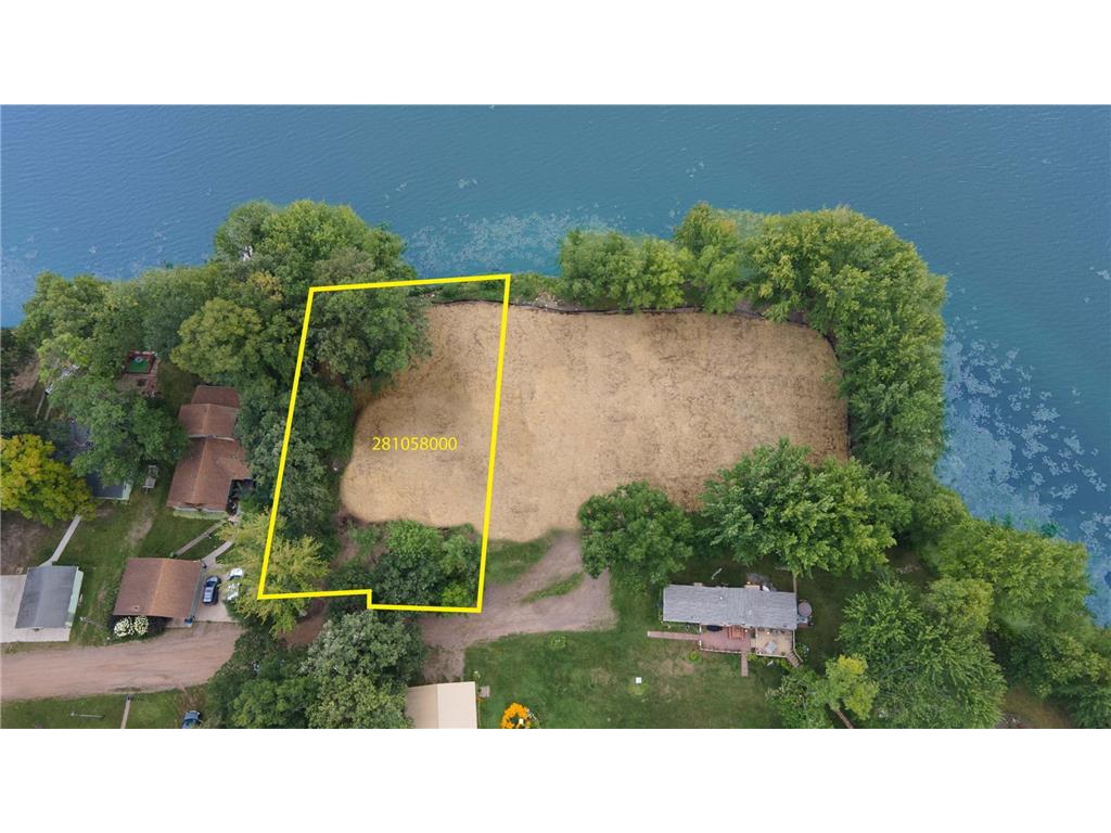 9816 Lake Mist Drive, Grasston, MN 55030 MLS 6430020 Edina Realty