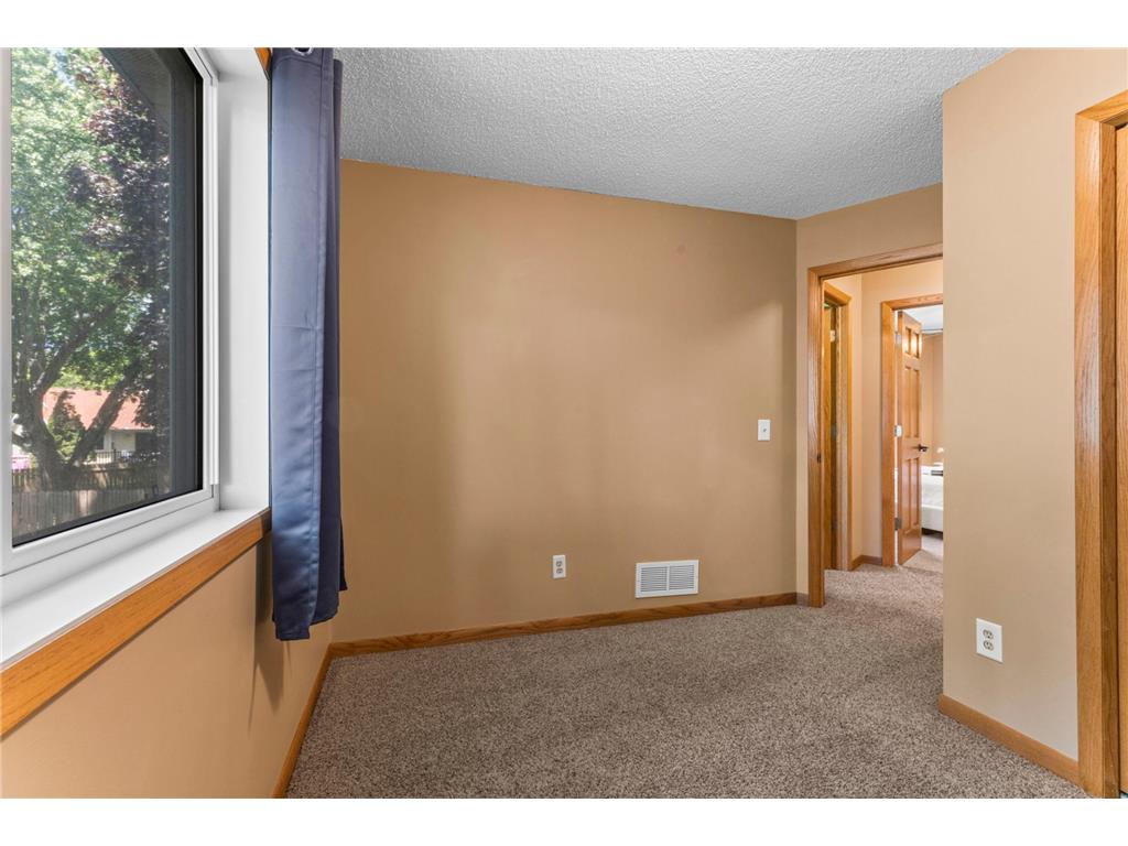 9816 Pierce Street NE Blaine MN 55434 7077956 image32