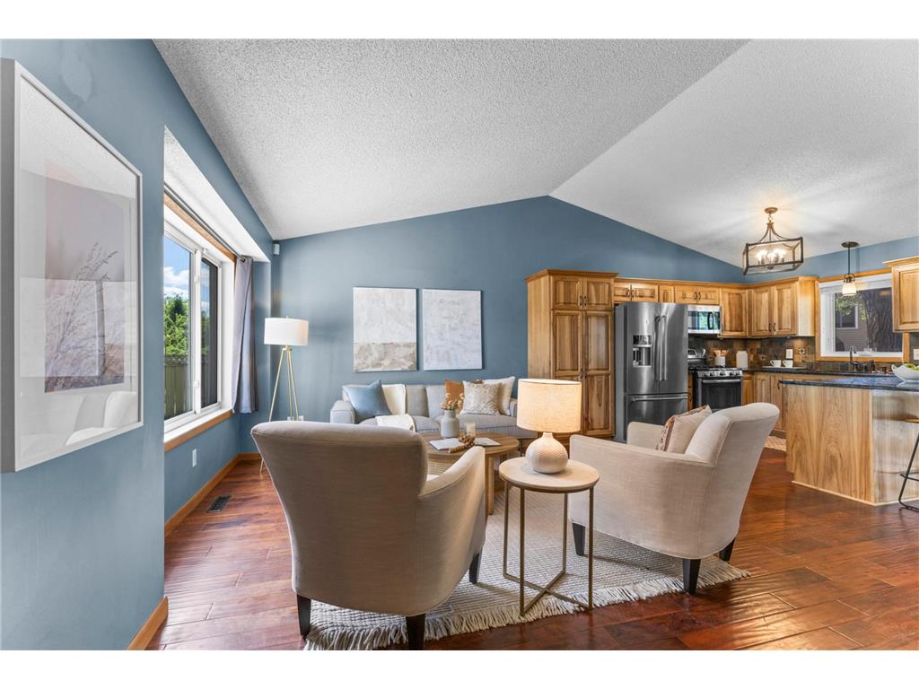 9816 Pierce Street NE Blaine MN 55434 7077956 image4