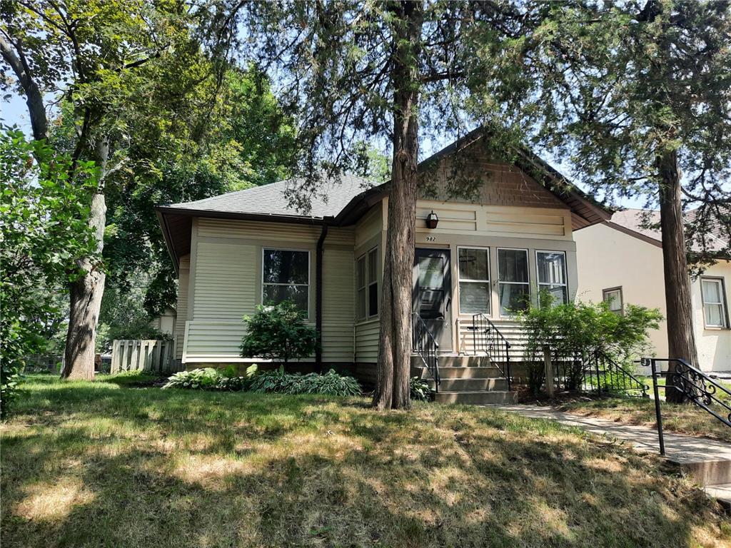 982 Como Place Saint Paul MN 55103 6391065 image1