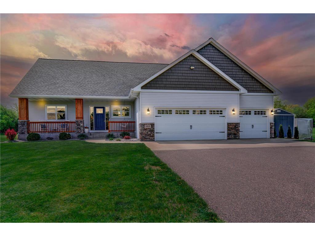 982 Mcdonald Lane, Hudson, WI, 54016 MLS 6197700 Edina Realty