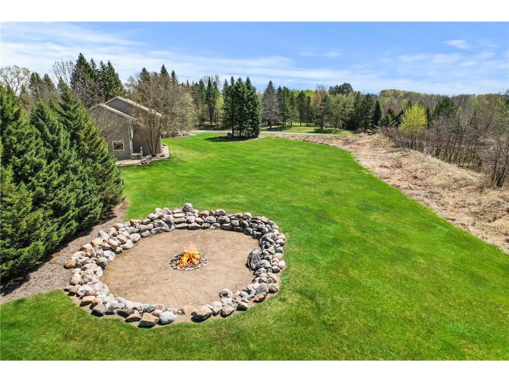 9820 Deerbrook Dr Chanhassen MN 55317 7060932 image14