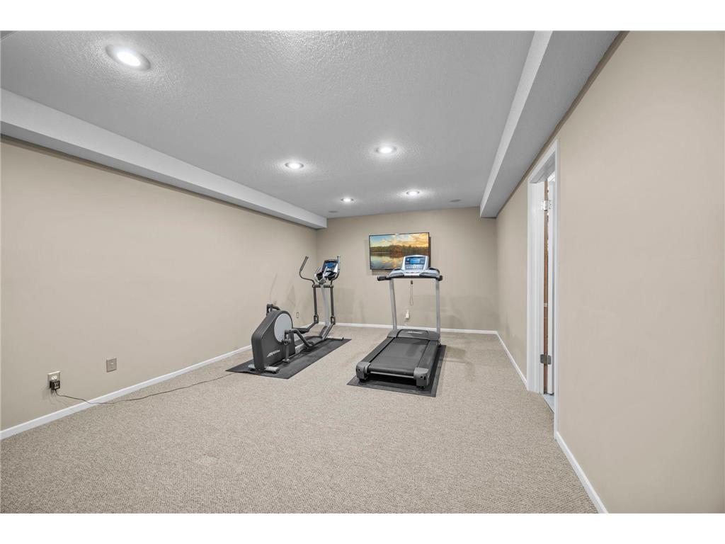 9820 Deerbrook Drive Chanhassen MN 55317 7049373 image34