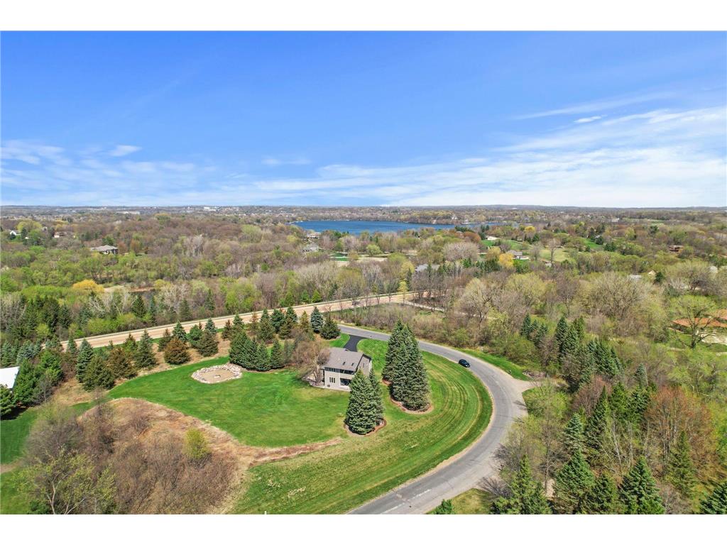 9820 Deerbrook Drive Chanhassen MN 55317 7049373 image50