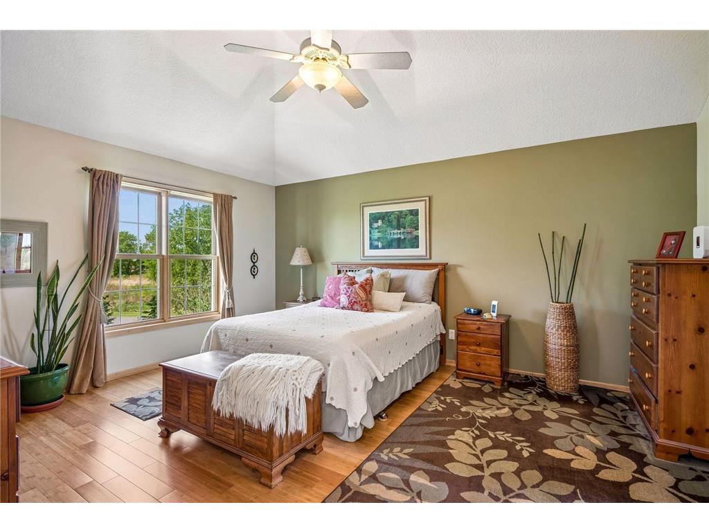 9820 High Bluff Lane Corcoran MN 55340 7063720 image16