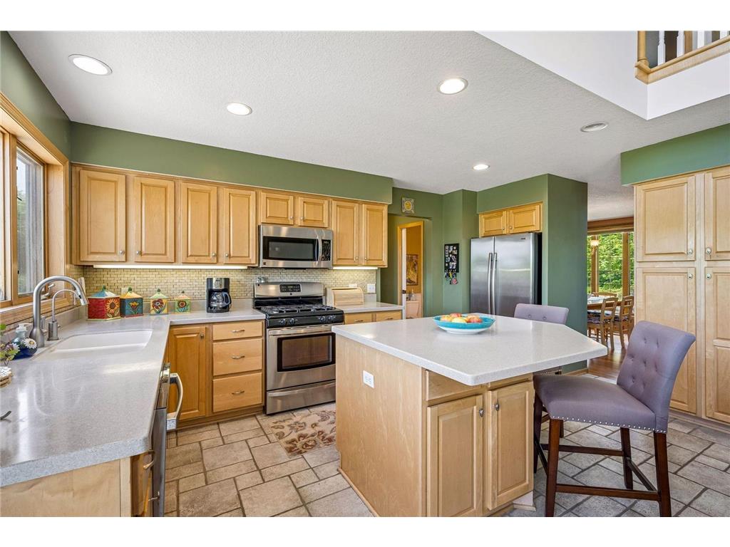 9820 High Bluff Lane Corcoran MN 55340 7063720 image9