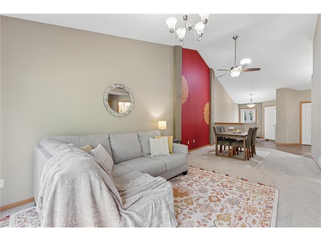 9821 Zinnia Lane N Maple Grove MN 55369 7041924 image9