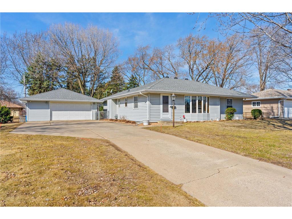 9824 10th Avenue S Bloomington MN 55420 6683805 image1