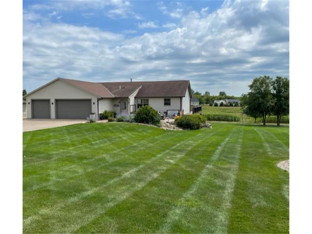 983 166th Street Hammond Twp WI 54015 6339055 image1