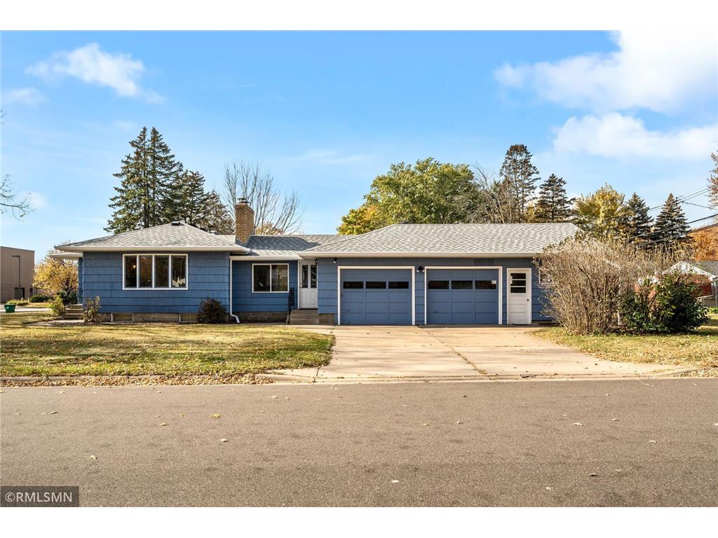 983 Grandview Avenue W Roseville MN 55113 6626017 image1