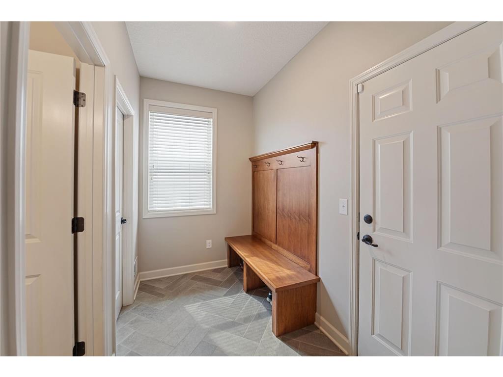 9830 Glacial Valley Alcove Woodbury MN 55129 7047585 image14