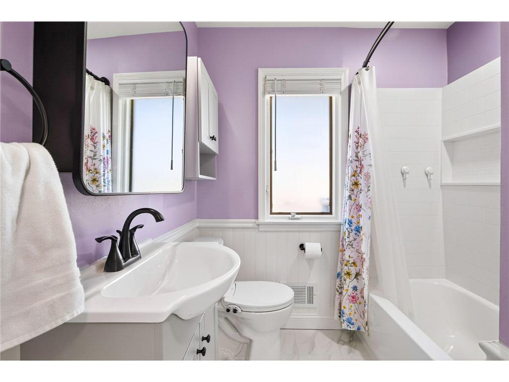 9834 Emerson Avenue S Bloomington MN 55431 6809976 image12