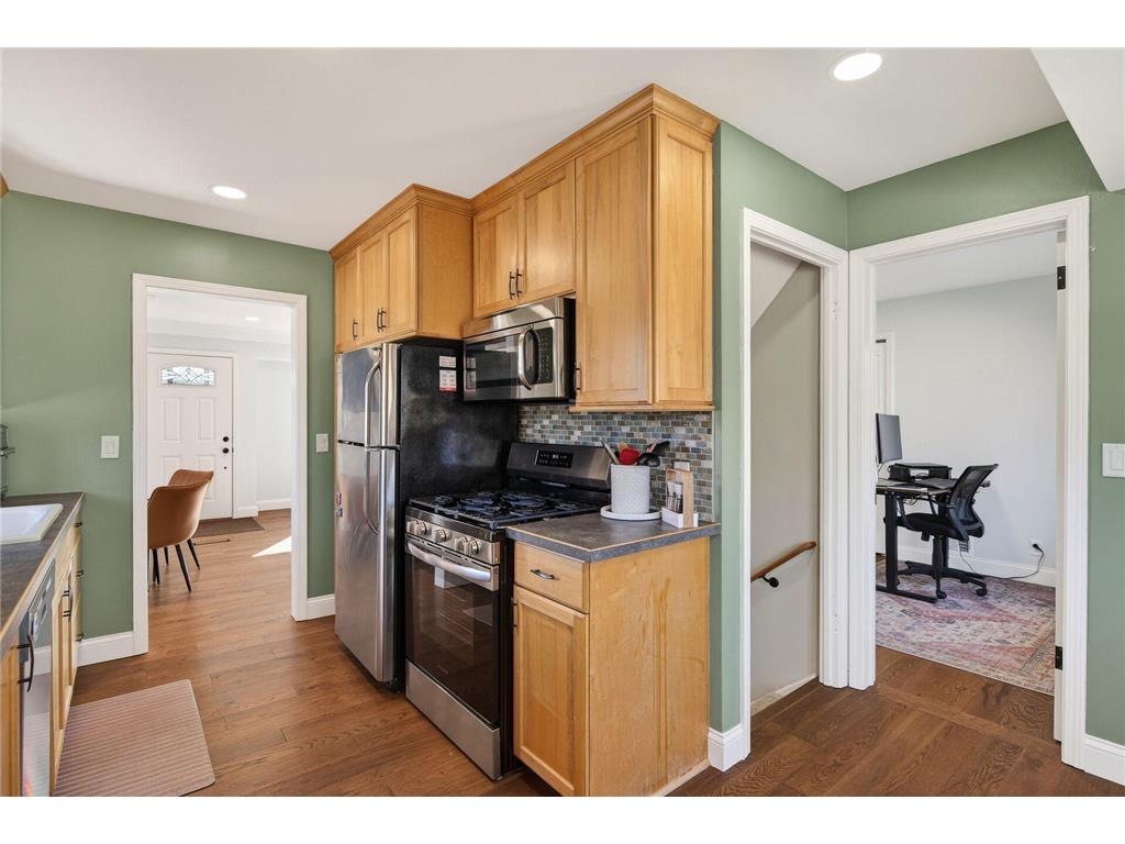 9834 Emerson Avenue S Bloomington MN 55431 6809976 image8