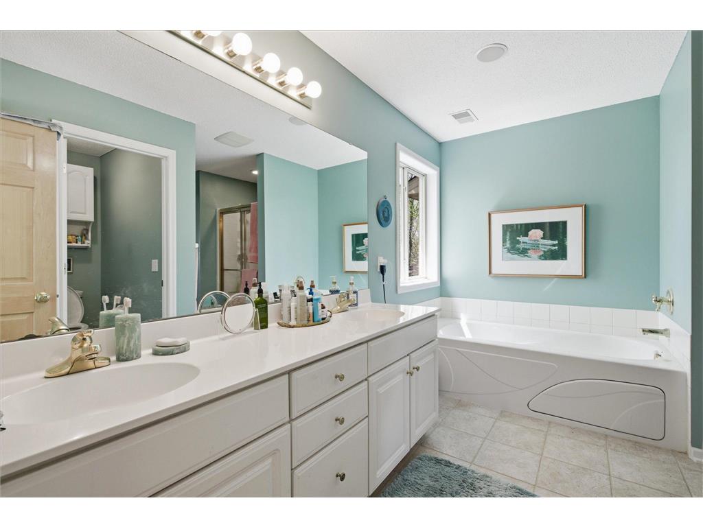 9836 Belmont Lane Eden Prairie MN 55347 7055073 image21